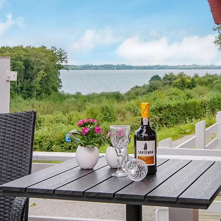 4 Person In 펜션 *